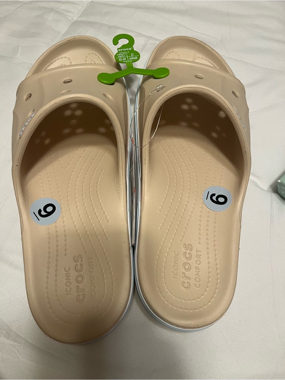 Crocs flip flops - Picture 2 of 4